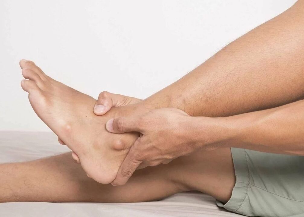 sintomi di artrosi della caviglia